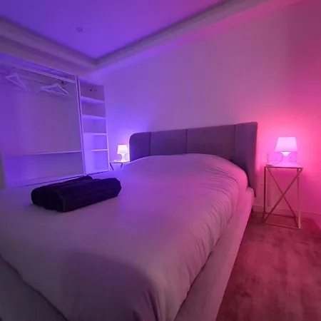 Appartement Spacieux Metro 14 Paris *